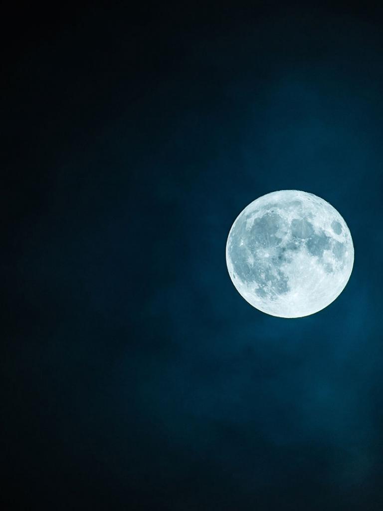 The moon The moon